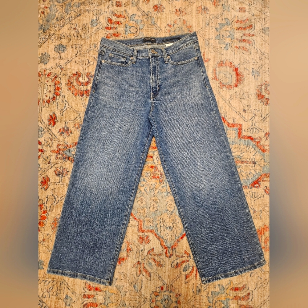 High rise cropped leg jeans